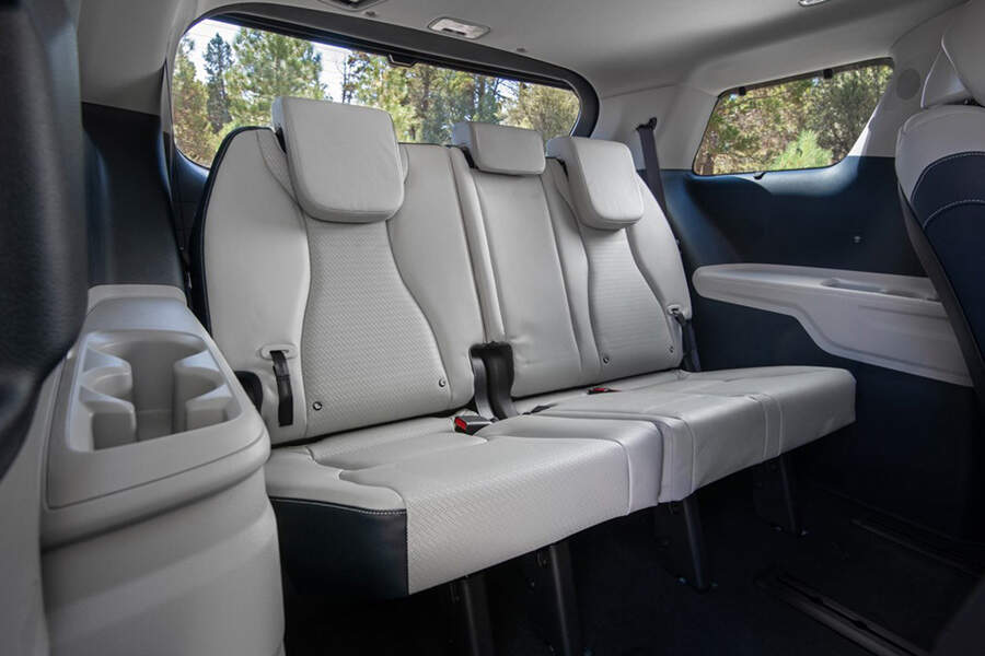 Center seat long sliding (8 seater)
